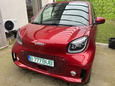 Second-hand Smart ForTwo Electric Drive 60 kW (82 CP) 2022 Rosu Cabrio