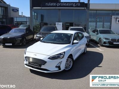 Alb Second-hand 2020 Ford Focus Hatchback | 12.947 EUR (Puțin scump)