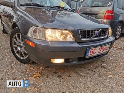 second-hand Volvo V40 diesel clima