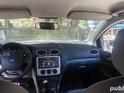 Second-hand Ford Focus 110 CP (80 kW) 2006 Hatchback