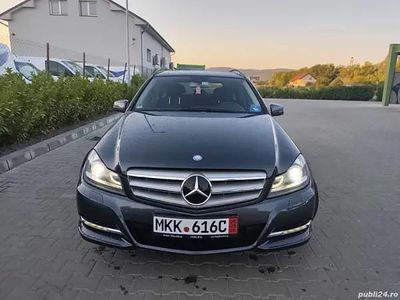 Mercedes C220