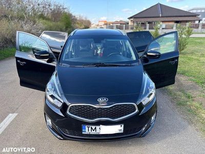 Culoarenegru Second-hand 2014 Kia Carens DREAM-TEAM Edition Monovolum | 8.500 EUR