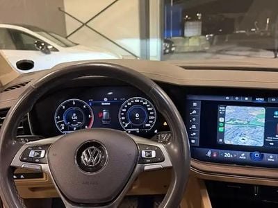 Maro Utilizat 2019 VW Touareg SUV | 39.000 EUR (Preț OK)