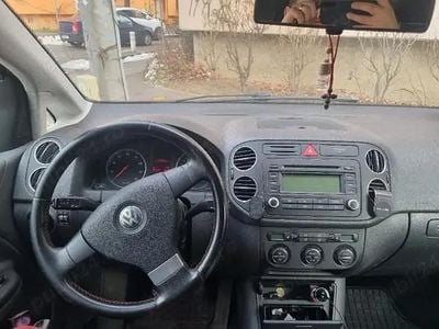 Second-hand VW Golf IV 105 CP (77 kW) 2006 Hatchback