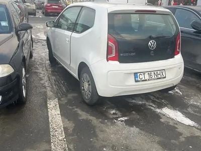 Alb Second-hand 2013 VW up! Hatchback | 3.000 EUR