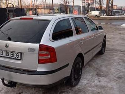 Second-hand 2005 Skoda Octavia Berlinǎ | 1.700 EUR (Preț bun)