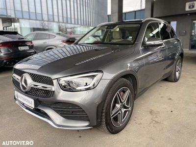 Mercedes GLC300