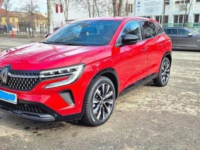 Second-hand Renault Austral Techno 160 CP (117 kW) 2024 Culoarerosu SUV