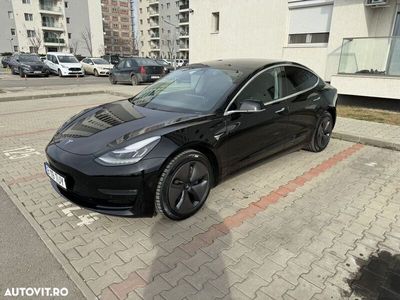 second-hand Tesla Model 3 Standard Reichweite Plus Hinterradantrieb