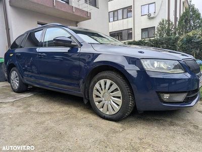 Culoarealbastru Utilizat 2013 Skoda Octavia Elegance Break | 7.100 EUR (Puțin scump)