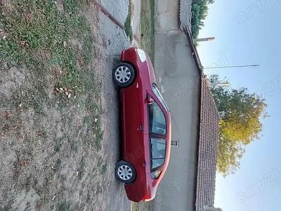 Utilizat 2009 Renault Symbol II Berlinǎ | 2.400 EUR