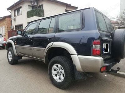 Second-hand Nissan Patrol 129 CP (94 kW) 1999 Albastru SUV