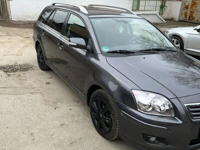 second-hand Toyota Avensis 2.2 D-CAT Elegance 2009 · 253 523 km · 2 231 cm3 · Diesel