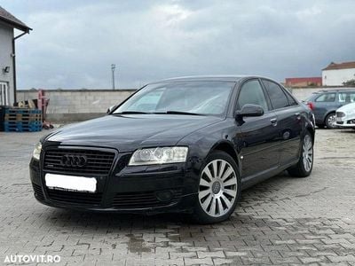 Culoarenegru Utilizat 2007 Audi A8 Berlinǎ | 5.400 EUR