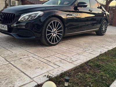 Culoarenegru Utilizat 2015 Mercedes C220 Berlinǎ | 15.490 EUR (Scump)
