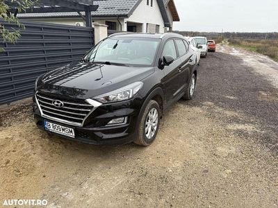 Second-hand Hyundai Tucson Style 132 CP (97 kW) 2020 Culoarenegru SUV