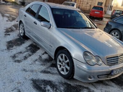 second-hand Mercedes C220 cdi berlină