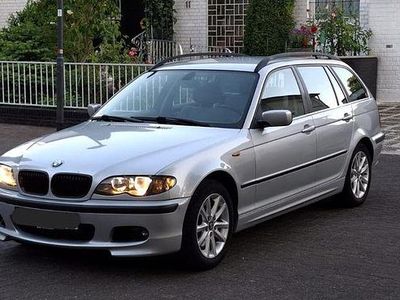Culoaregri Utilizat 2005 BMW 320 Lifestyle Break | 4.450 EUR (Scump)