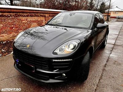 Porsche Macan S