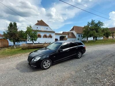 Mercedes E200