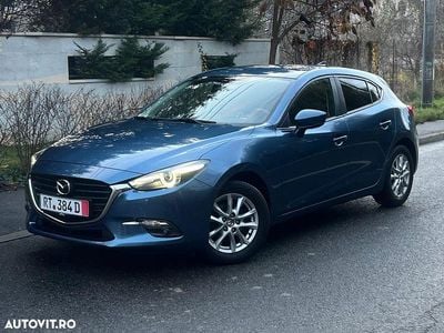 Second-hand Mazda 3 120 CP (88 kW) 2019 Culoarealbastru Hatchback
