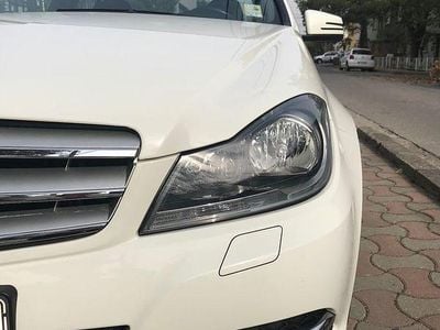 Second-hand Mercedes C180 Avantgarde 156 CP (114 kW) 2011 Culoarealb Berlinǎ