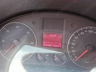 Second-hand VW Golf V 105 CP (77 kW) 2006 Hatchback