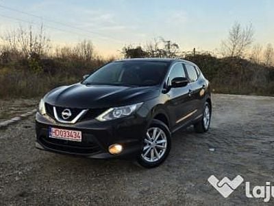Utilizat 2015 Nissan Qashqai SUV | 9.390 EUR (Preț bun)