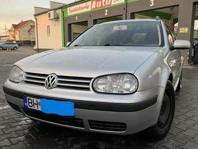 Second-hand VW Golf IV 77 CP (56 kW) 2002 Gri Break
