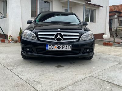 Mercedes C200