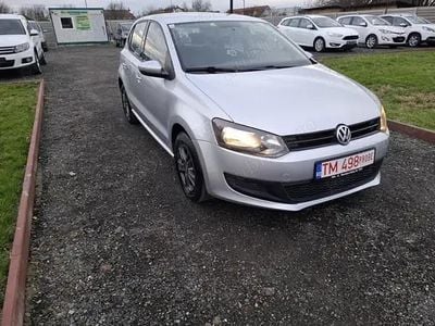 Gri Utilizat 2011 VW Polo Team Hatchback | 3.600 EUR (Preț bun)