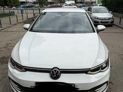 Alb Utilizat 2022 VW Golf VIII Hatchback | 16.600 EUR (Super Preț)