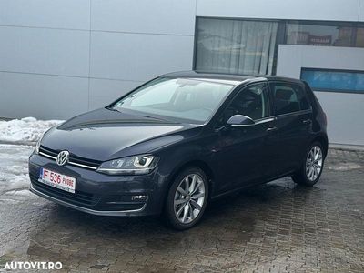 Second-hand VW Golf VII Highline 125 CP (91 kW) 2015 Culoarenegru Hatchback