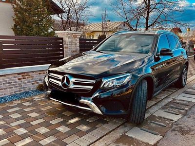 Mercedes GLC220