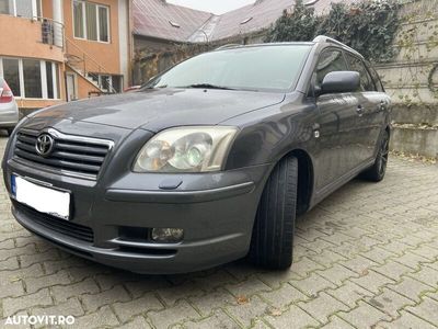 second-hand Toyota Avensis 2.2 D-CAT Combi