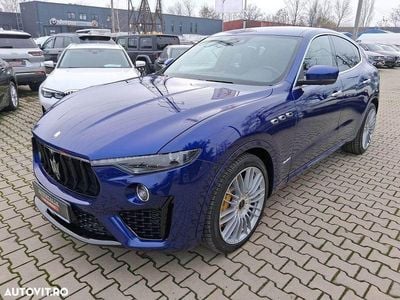 Culoarealbastru Utilizat 2019 Maserati Levante SUV | 29.900 EUR