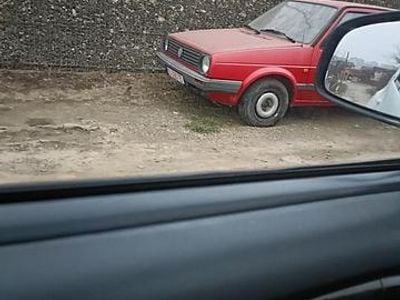 Second-hand VW Golf III 75 CP (55 kW) 1991 Rosu Hatchback