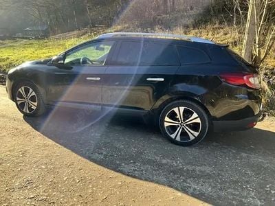Negru Utilizat 2011 Renault Mégane III Break | 2.800 EUR (Preț bun)