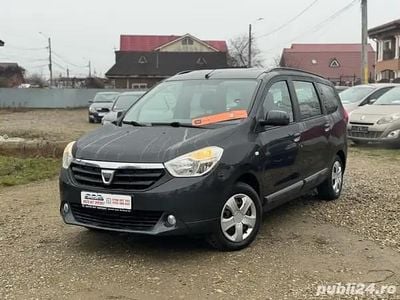 Gri Utilizat 2013 Dacia Lodgy Monovolum | 5.599 EUR (Preț OK)