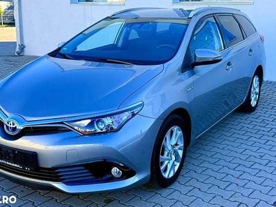 Toyota Auris Hybrid