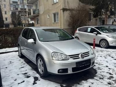 Argintiu Utilizat 2008 VW Golf V United Hatchback | 3.750 EUR (Preț OK)