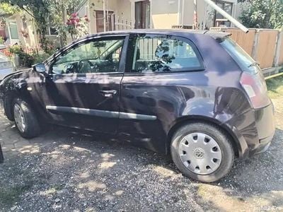 Negru Utilizat 2002 Fiat Stilo | 1.250 EUR