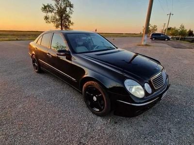 Utilizat 2005 Mercedes 220 Berlinǎ | 3.200 EUR (Scump)