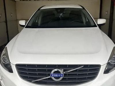 Alb Utilizat 2016 Volvo XC60 SUV | 13.990 EUR (Preț OK)