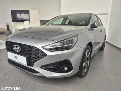Argint Nouă 2025 Hyundai i30 | 20.618 EUR (Scump)