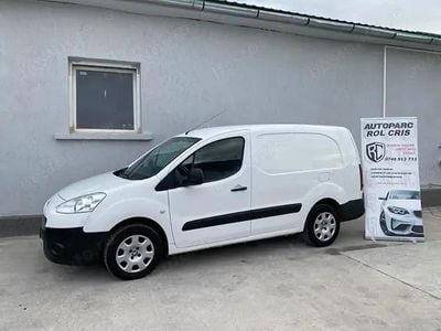 Alb Second-hand 2015 Peugeot Partner Monovolum | 5.950 EUR