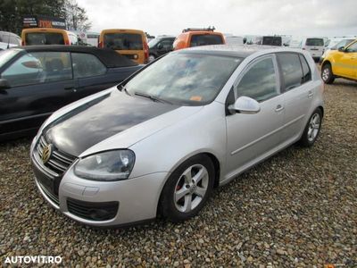 second-hand VW Golf V 