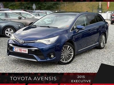 Second-hand Toyota Avensis Executive 143 CP (105 kW) 2015 Culoarealbastru Berlinǎ