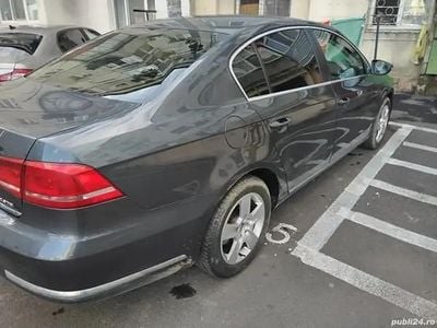 Utilizat 2011 VW Passat Berlinǎ | 5.300 EUR (Preț OK)