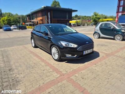 Second-hand Ford Focus Titanium 150 CP (110 kW) 2017 Culoarenegru Hatchback